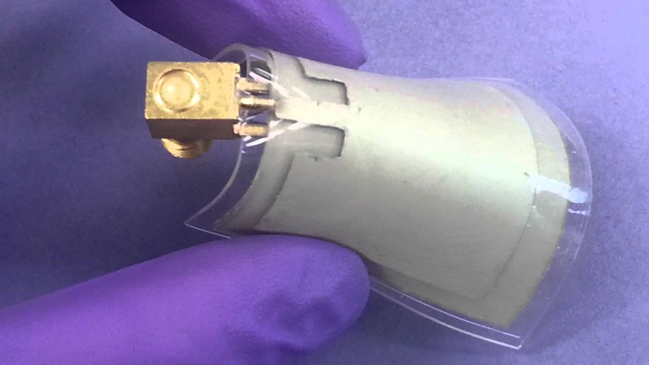 Stretchable Antenna for Wearable Health Monitoring